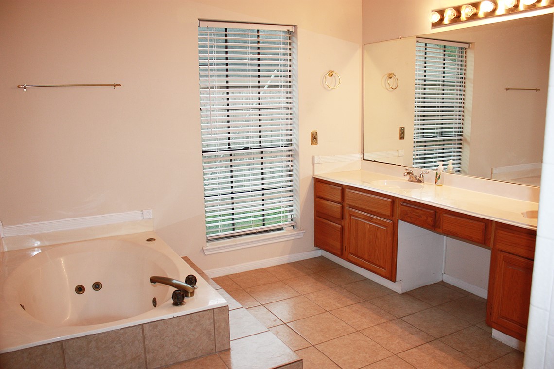 2319 Mill Creek Drive Property Photo 18