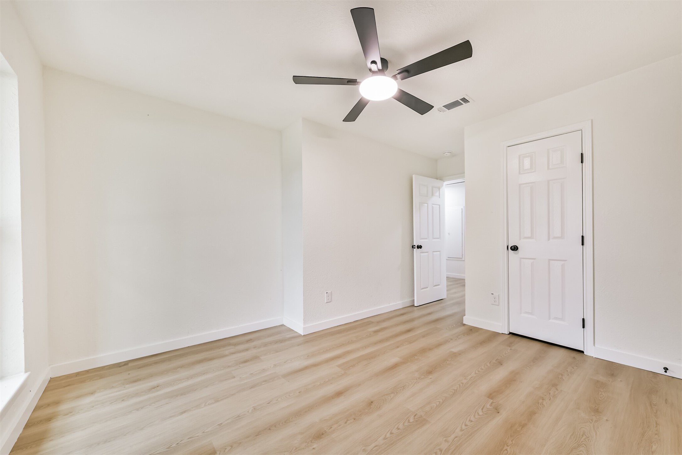 8927 Alcott Drive Property Photo 18