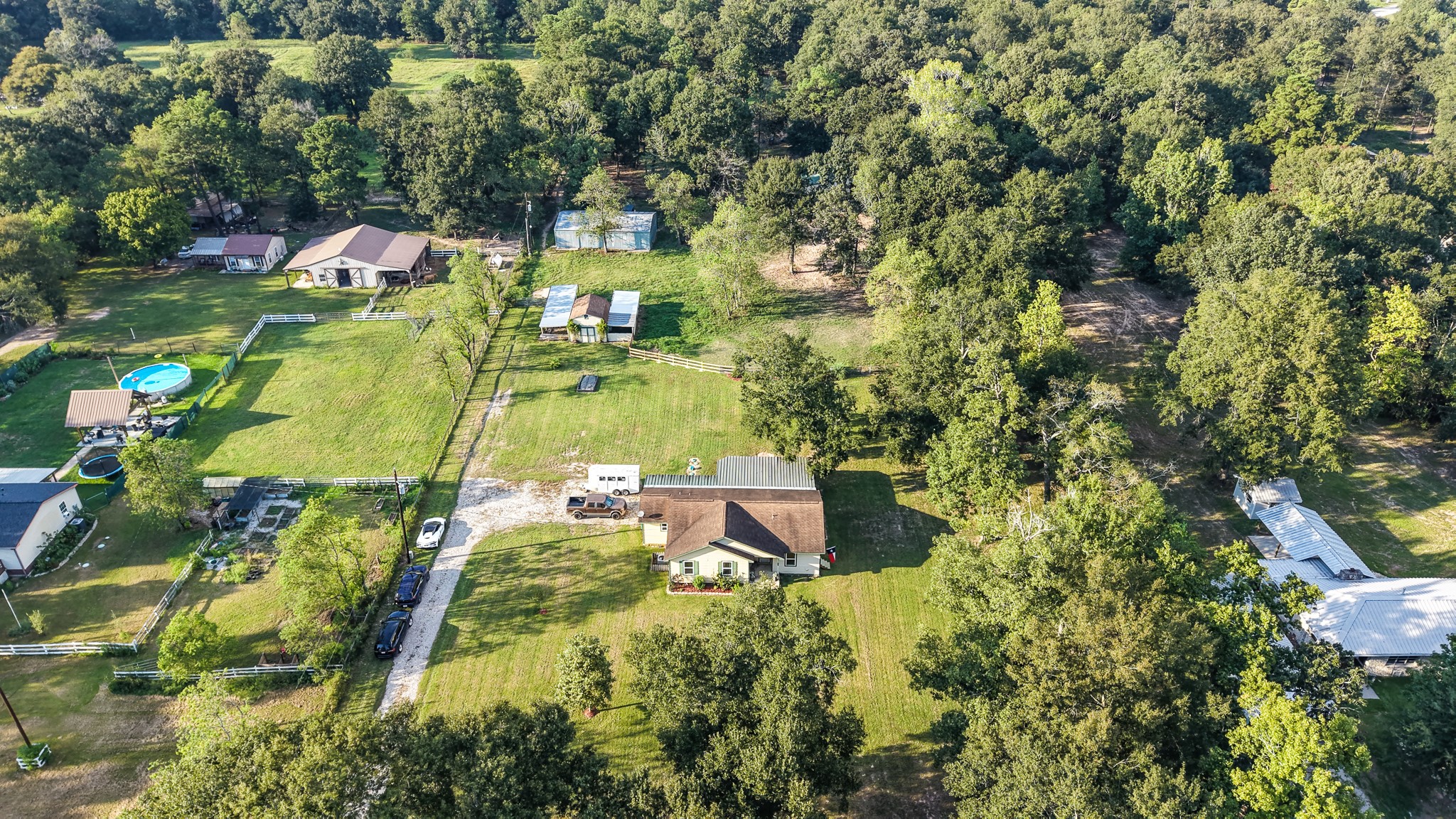 26925 E River Road Property Photo 26