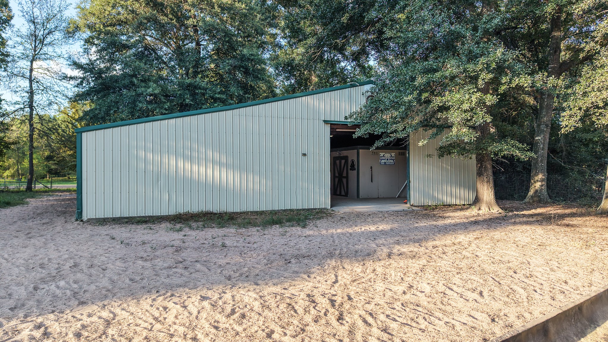 26925 E River Road Property Photo 35