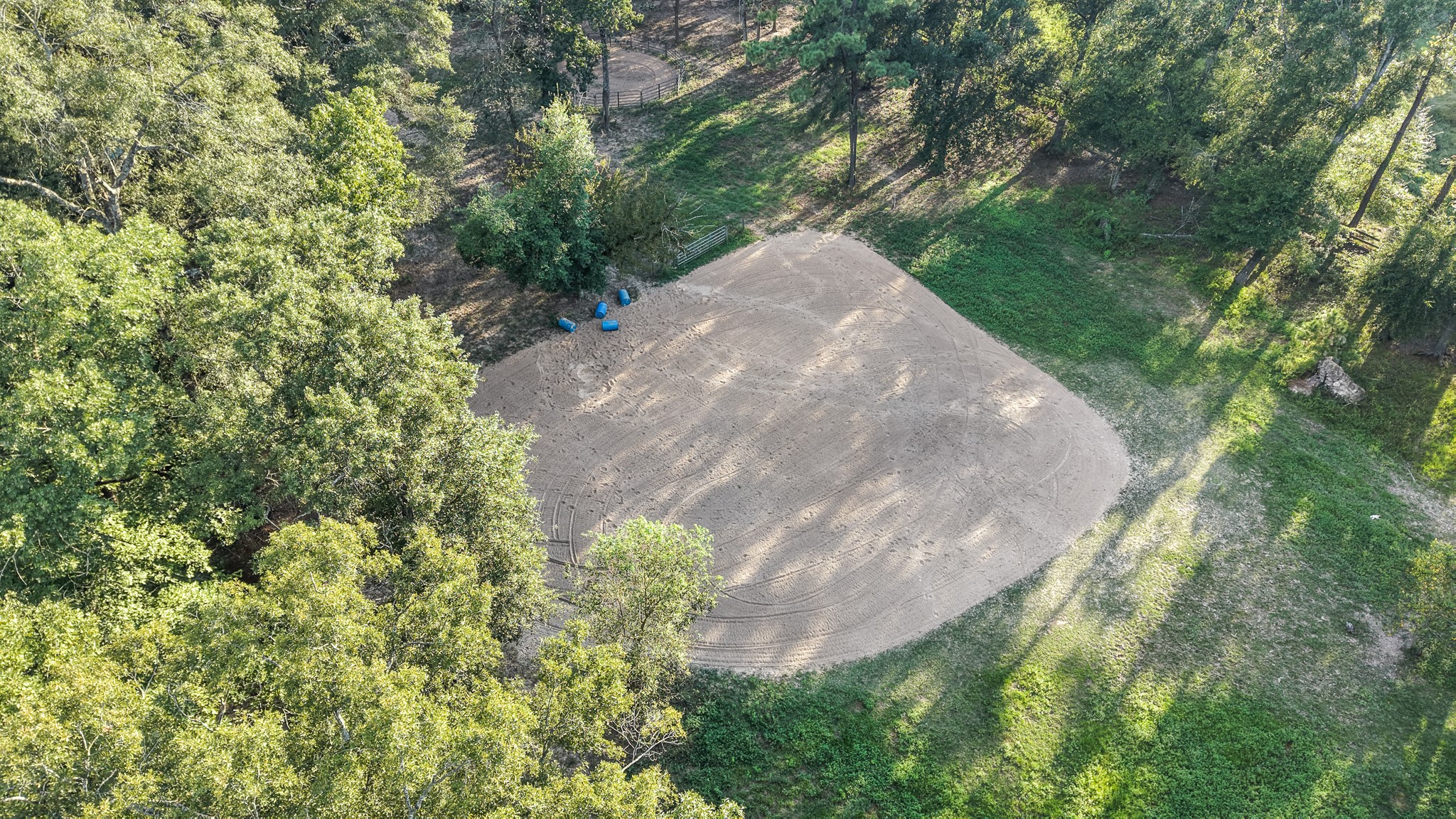 26925 E River Road Property Photo 42
