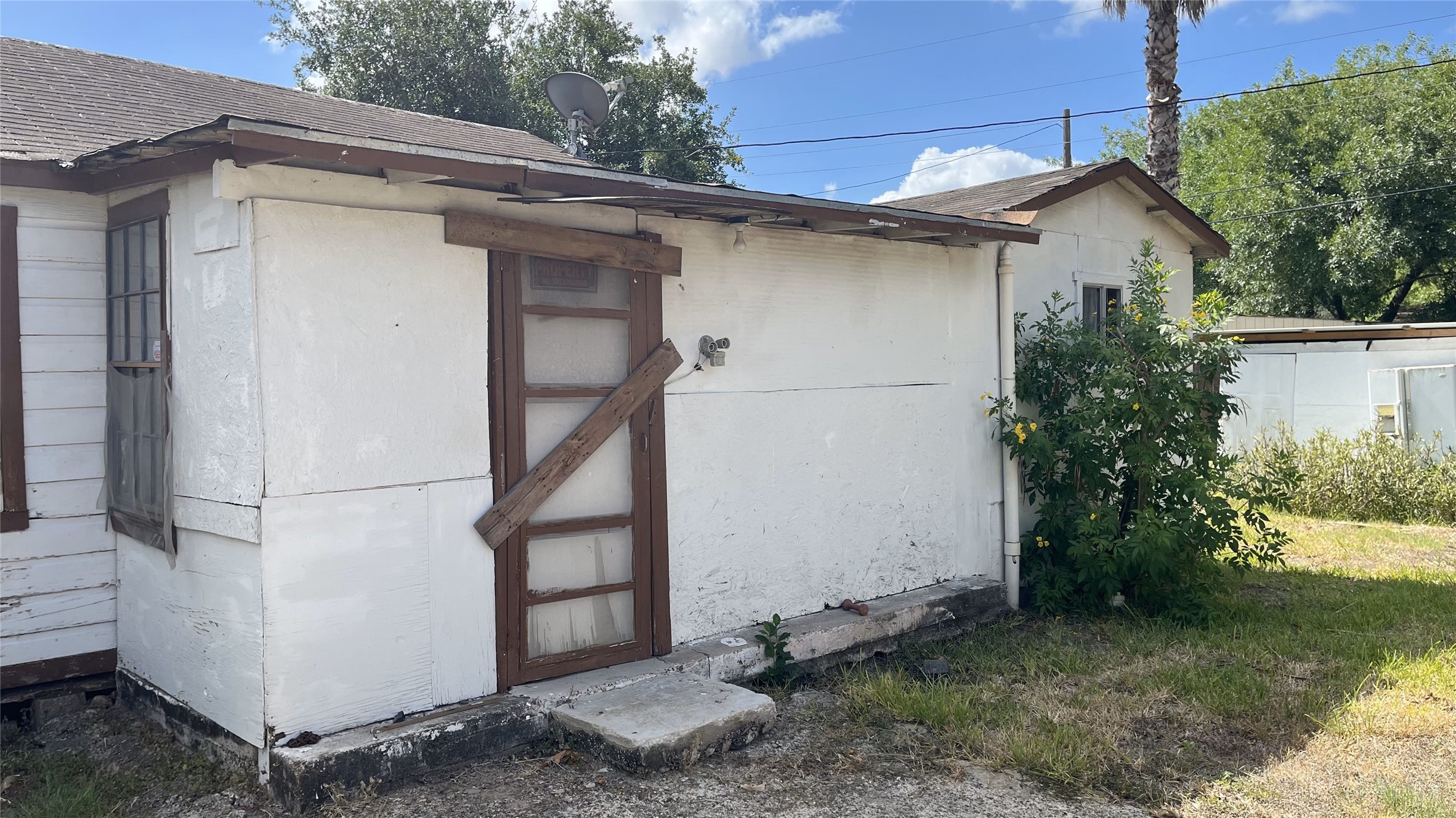 2005 W Abilene Drive