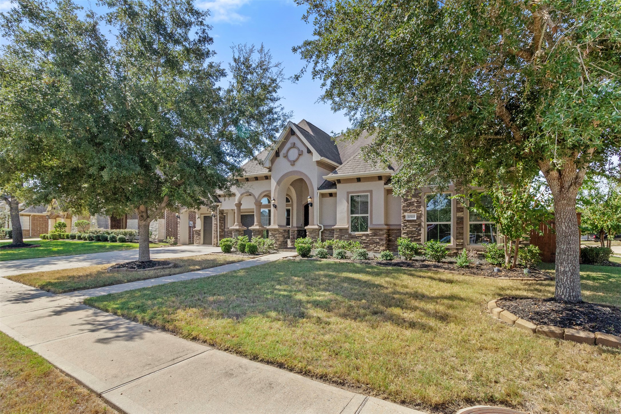 11519 Domina Street Property Photo 6