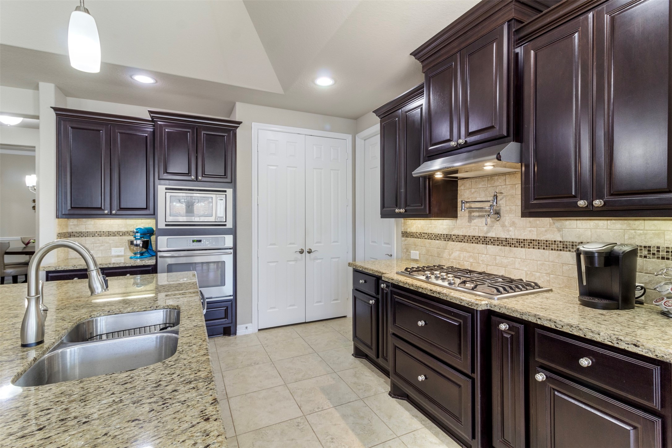11519 Domina Street Property Photo 18