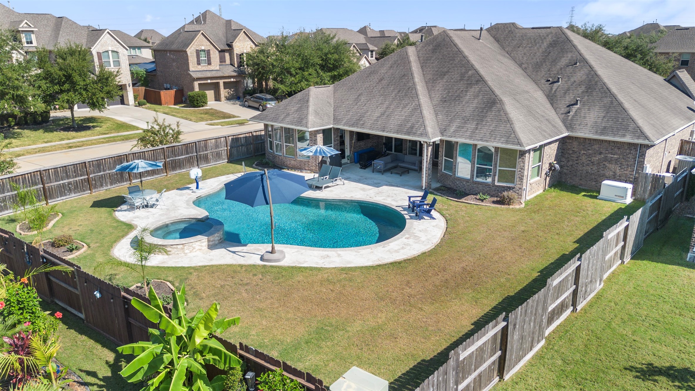 11519 Domina Street Property Photo 38