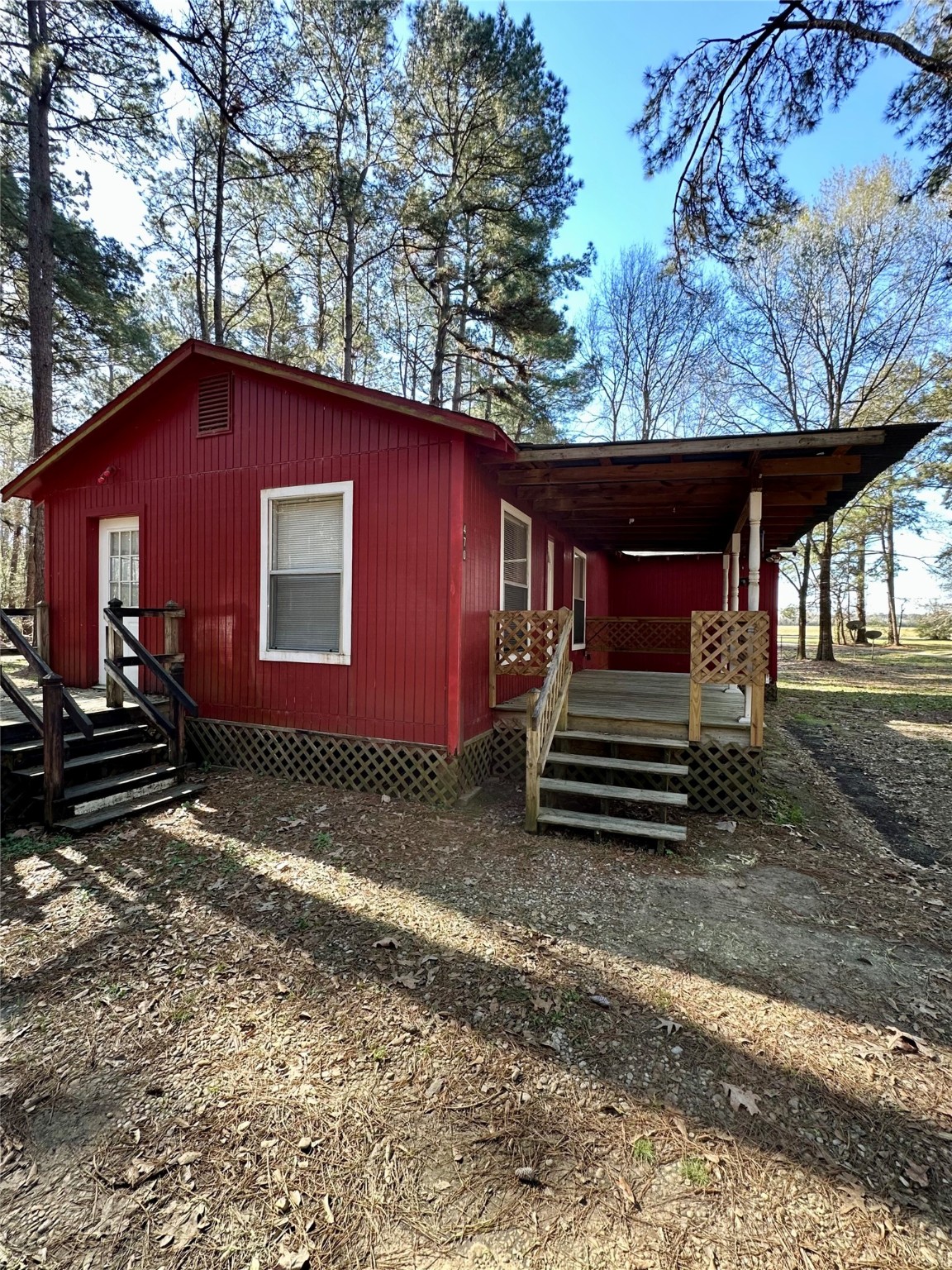 470 County Road 2212 Property Photo 1
