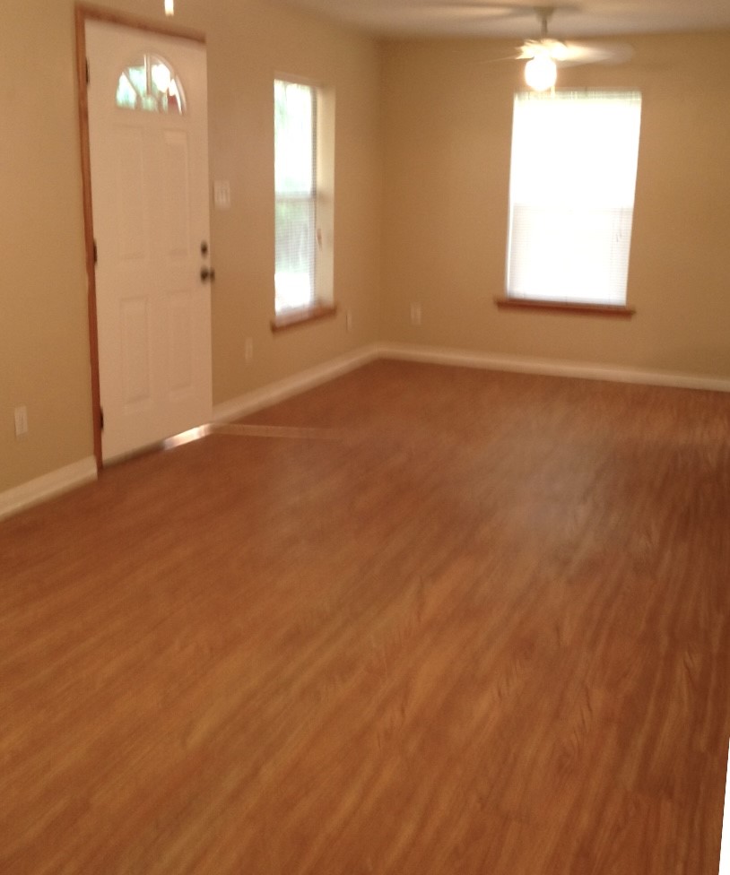 470 County Road 2212 Property Photo 5