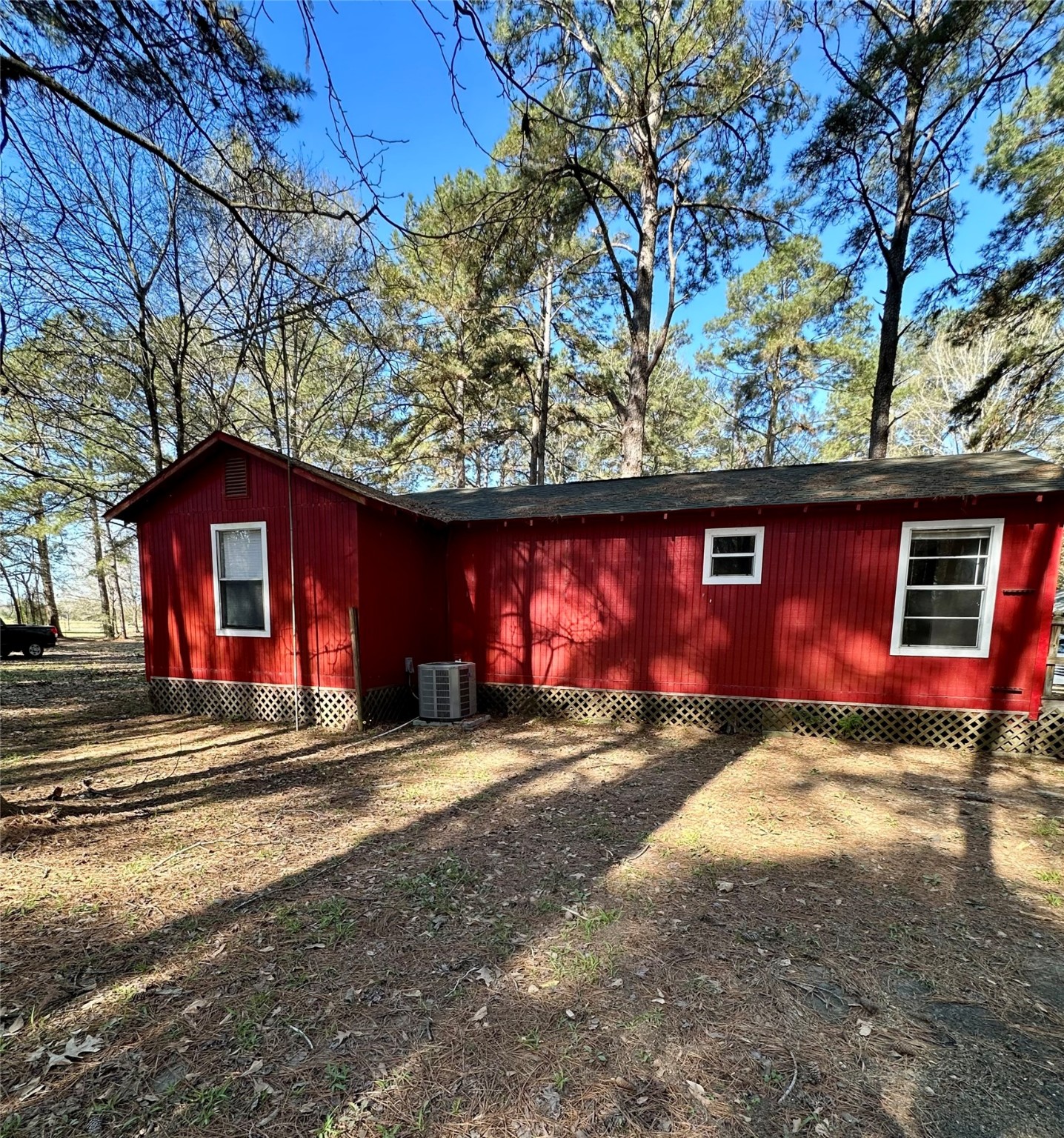 470 County Road 2212 Property Photo 15