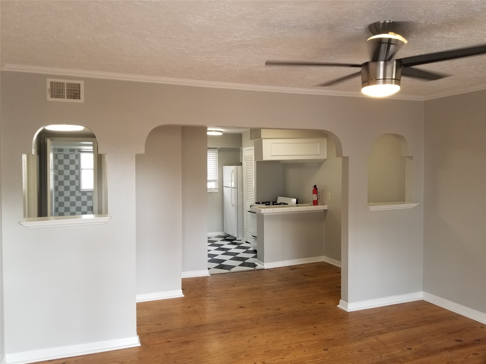 1012 Rutland Street 8 Property Photo