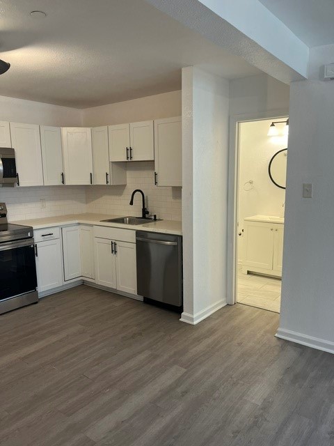 1516 Avenue K C Property Photo 4