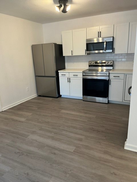 1516 Avenue K C Property Photo 5