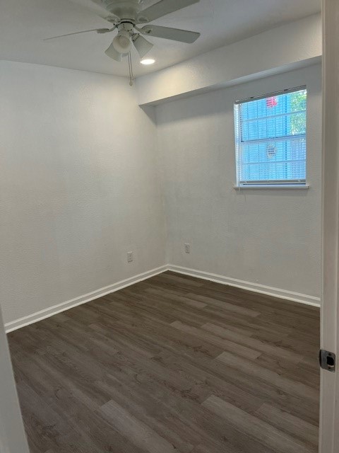 1516 Avenue K C Property Photo 7