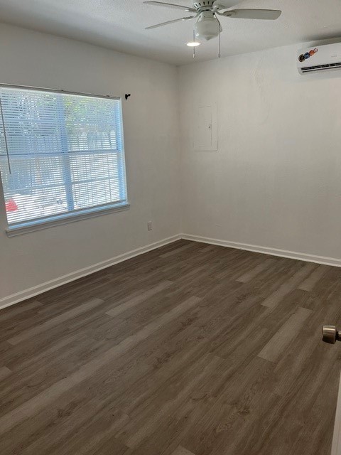 1516 Avenue K C Property Photo 10