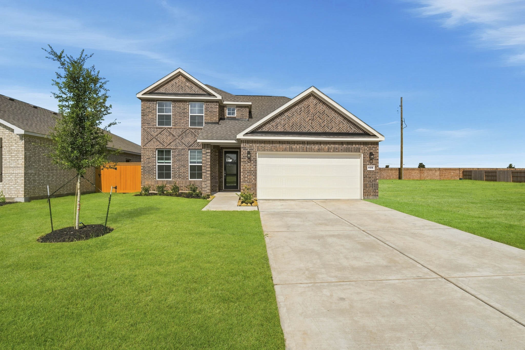 1128 Sunlit Circle Property Photo 1