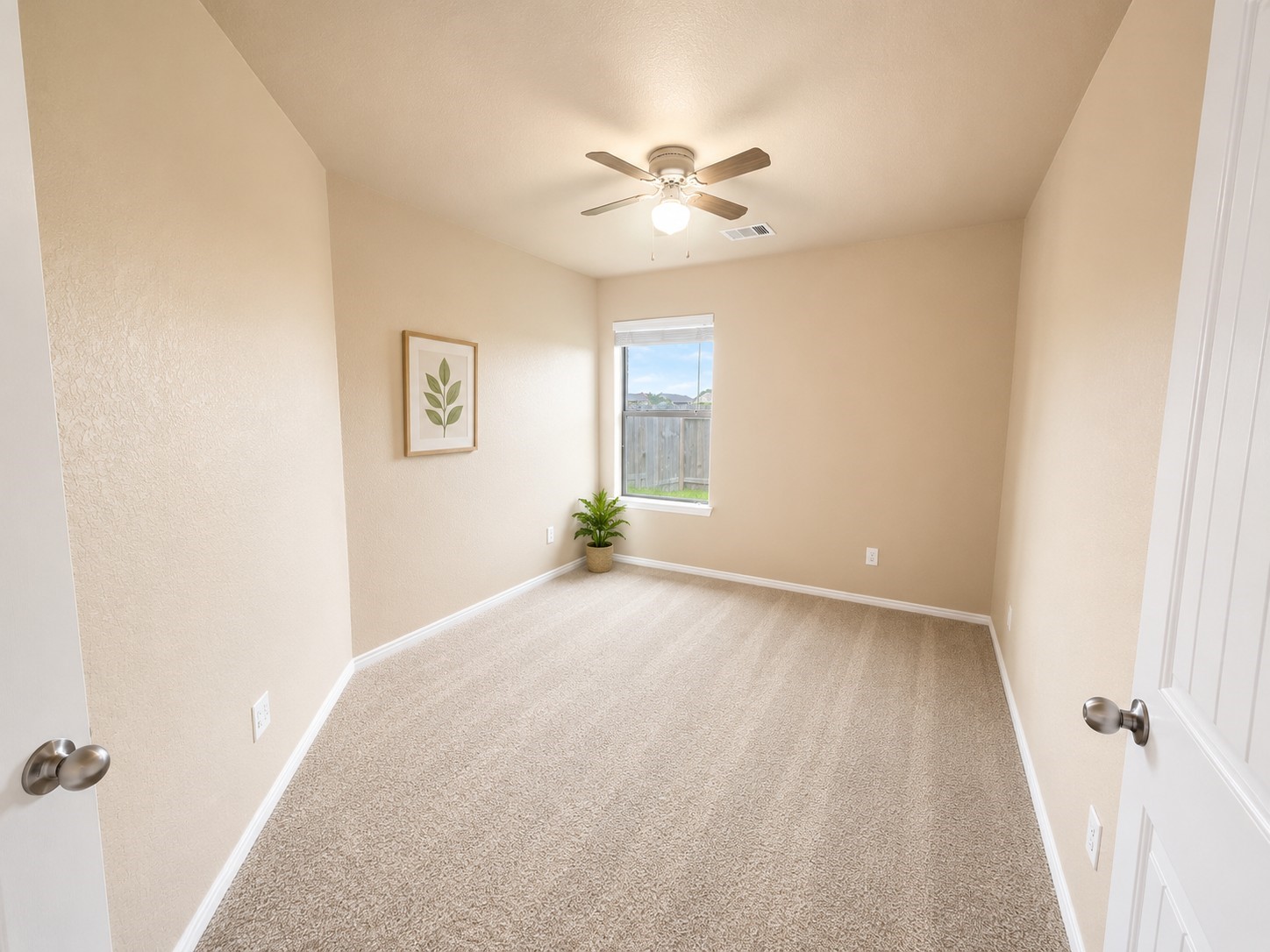 2911 Lincolns Meadow Drive Property Photo 7