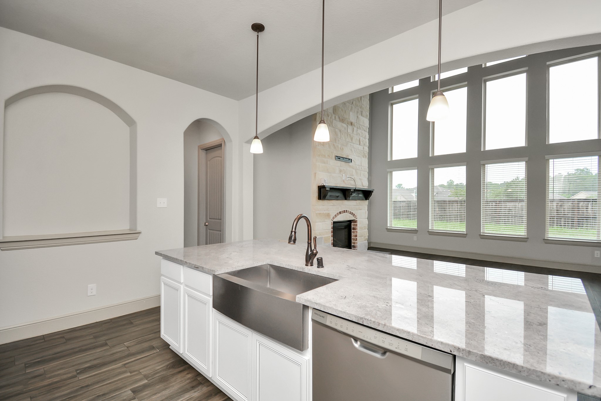 22368 Misty Woods Lane Property Photo 9