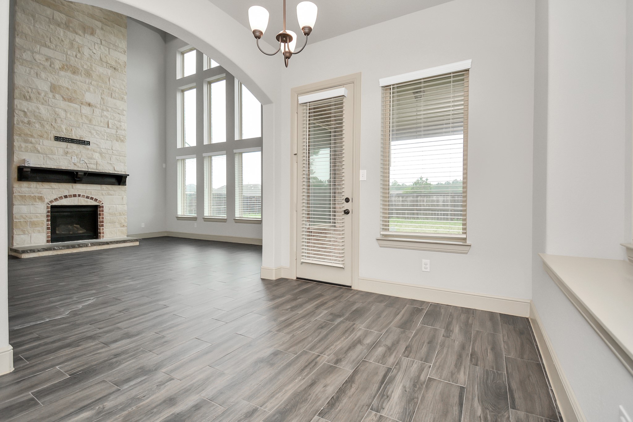 22368 Misty Woods Lane Property Photo 13
