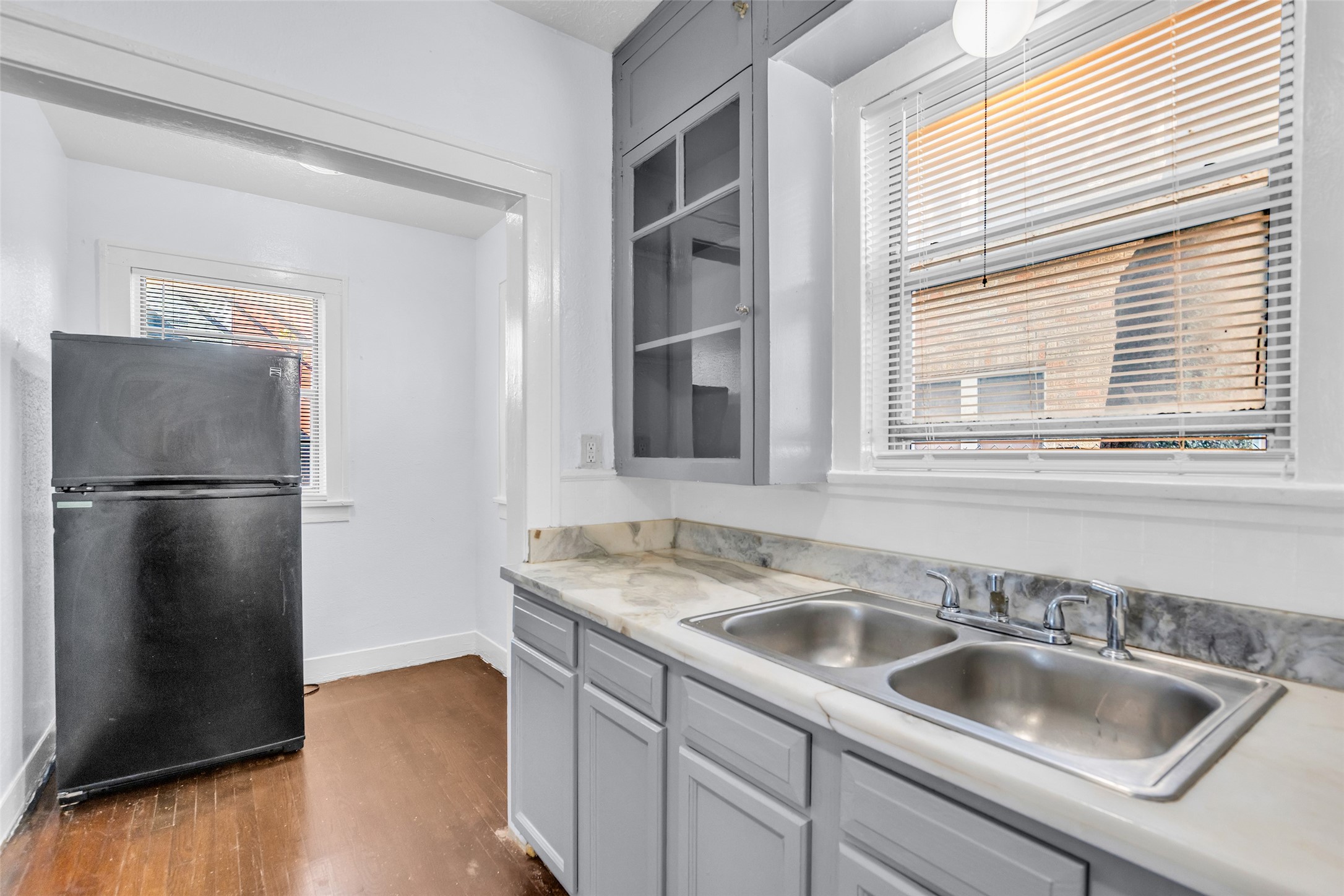 1826 Rosedale Street 4 Property Photo 9
