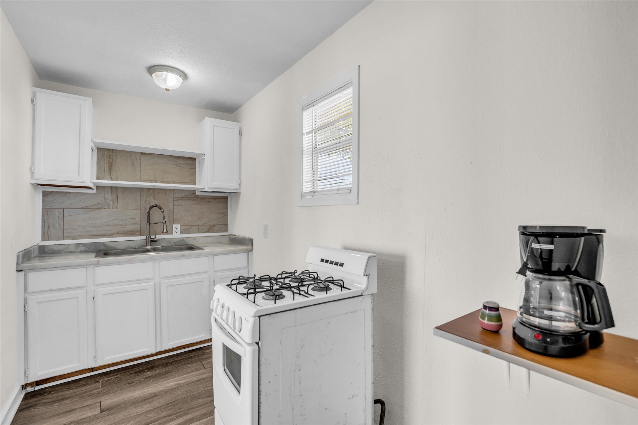 1826 Rosedale Street 4 Property Photo 19