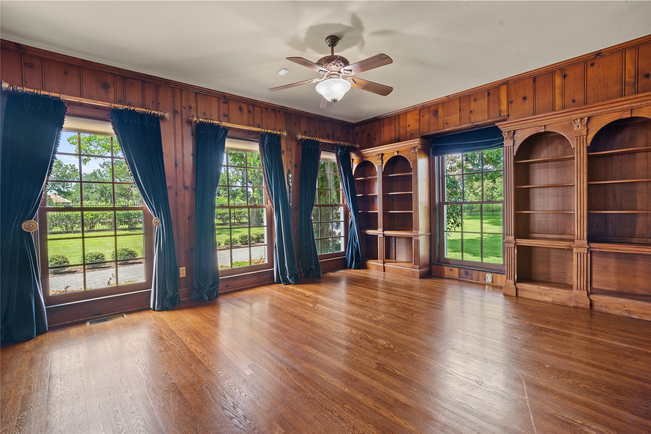 9827 Fm 2759 Road Property Photo 11