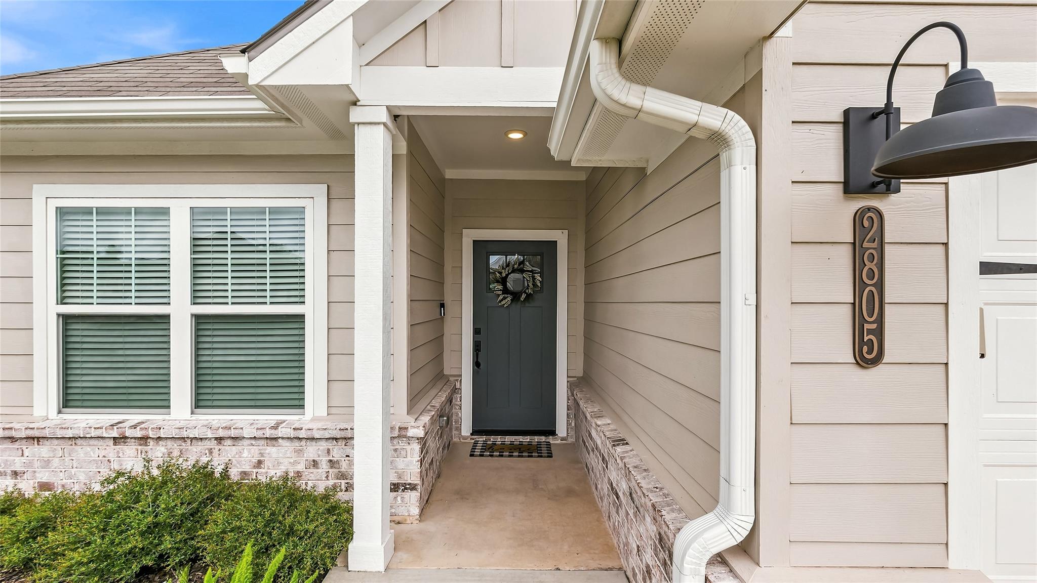 2805 Buccaneer Trail Property Photo 1