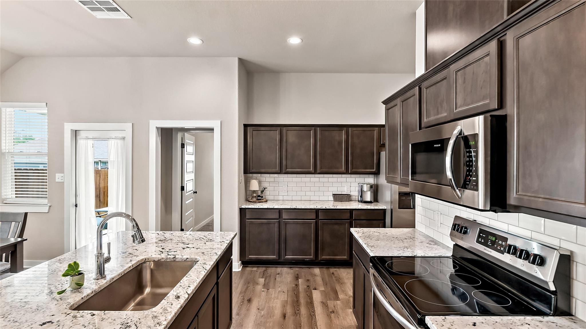 2805 Buccaneer Trail Property Photo 9
