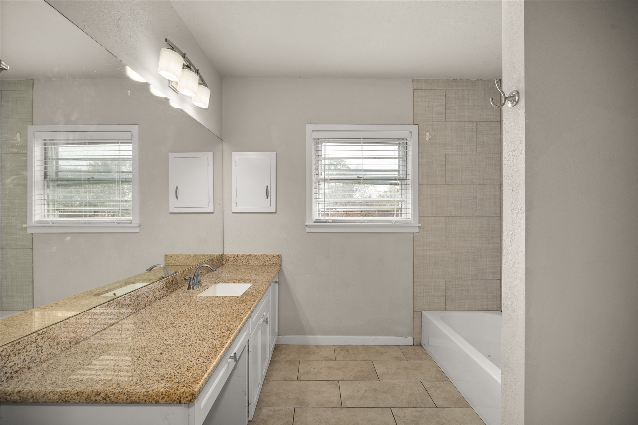 605 Foster Drive Property Photo 17