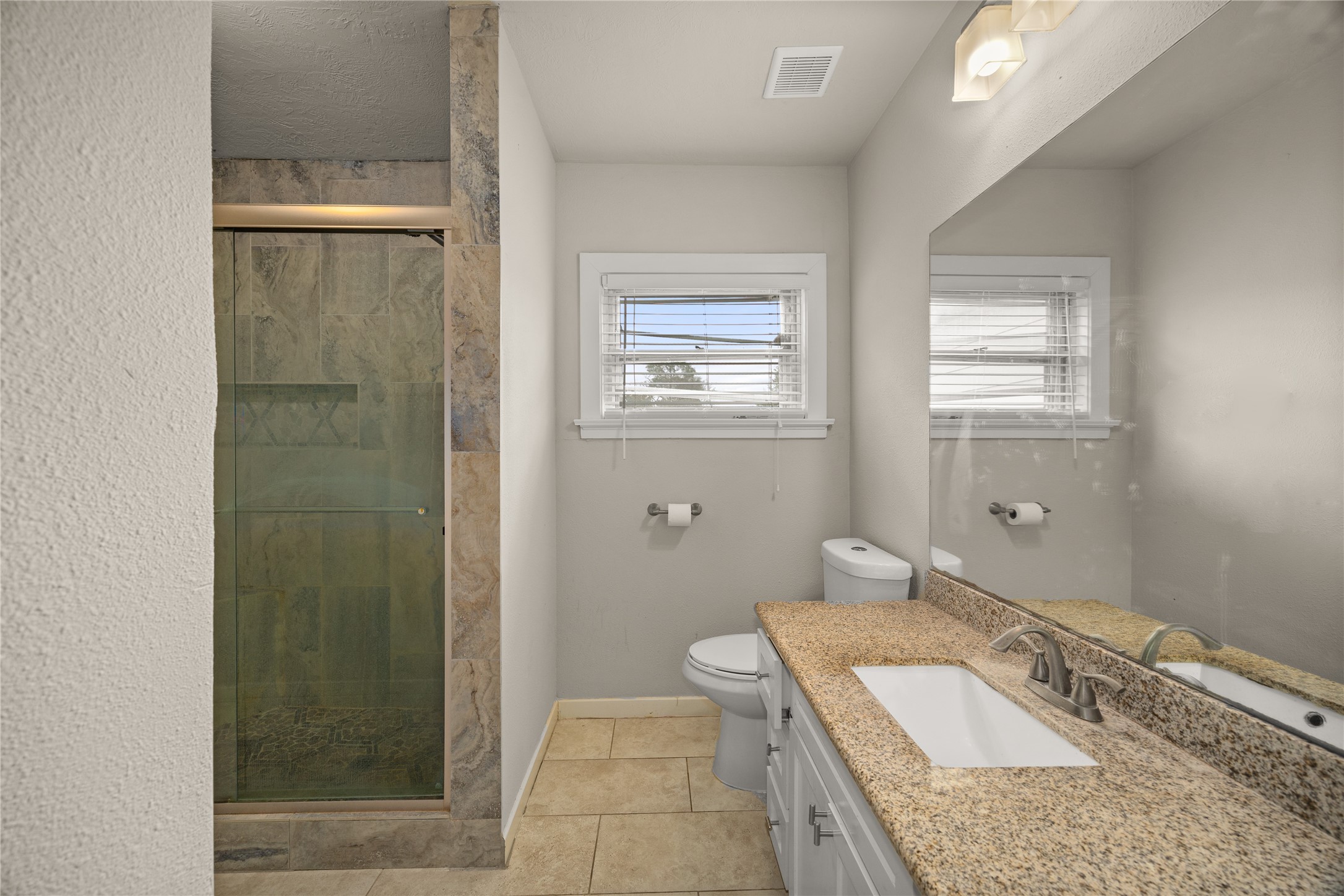 605 Foster Drive Property Photo 18