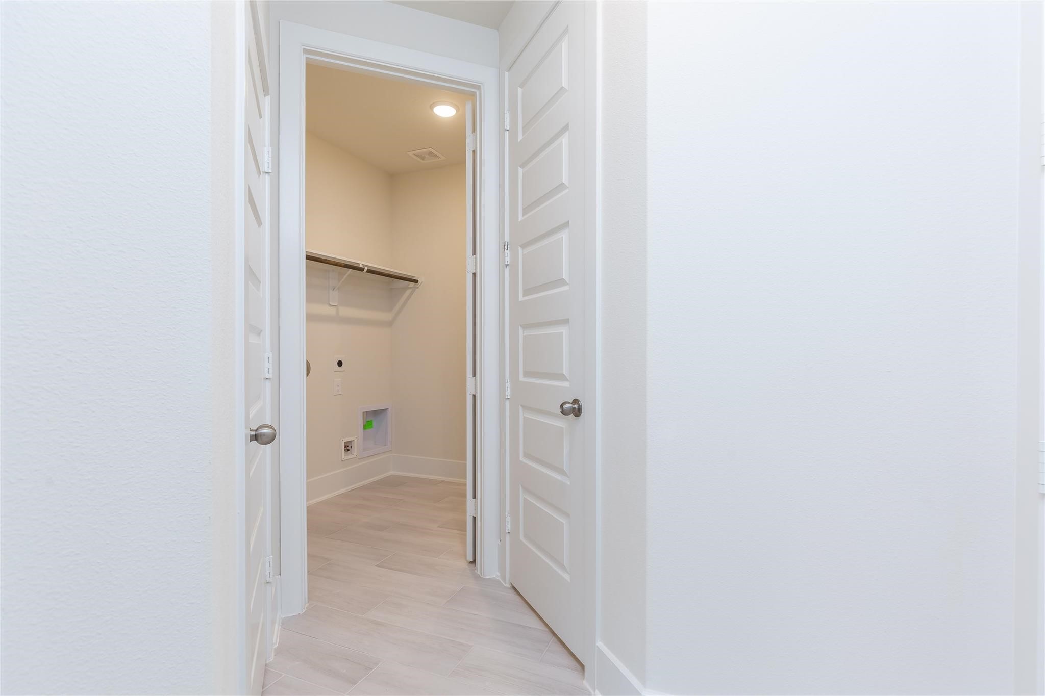 30031 Aralia Drive Property Photo 8