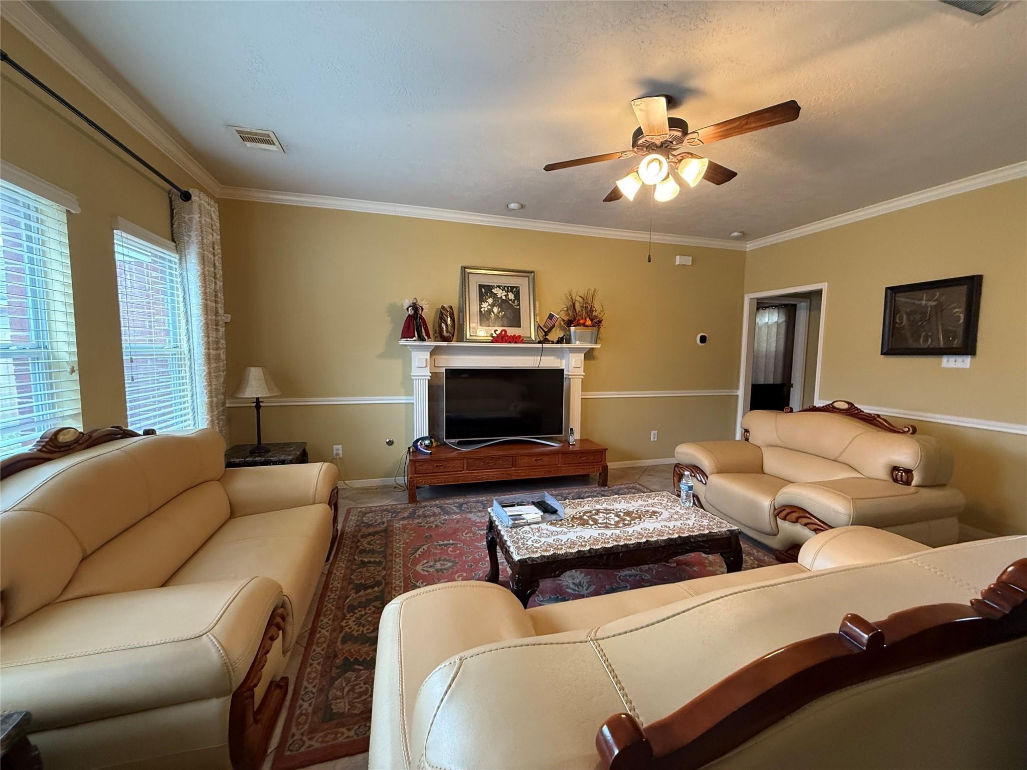 20022 Cypresswood Square Property Photo 3