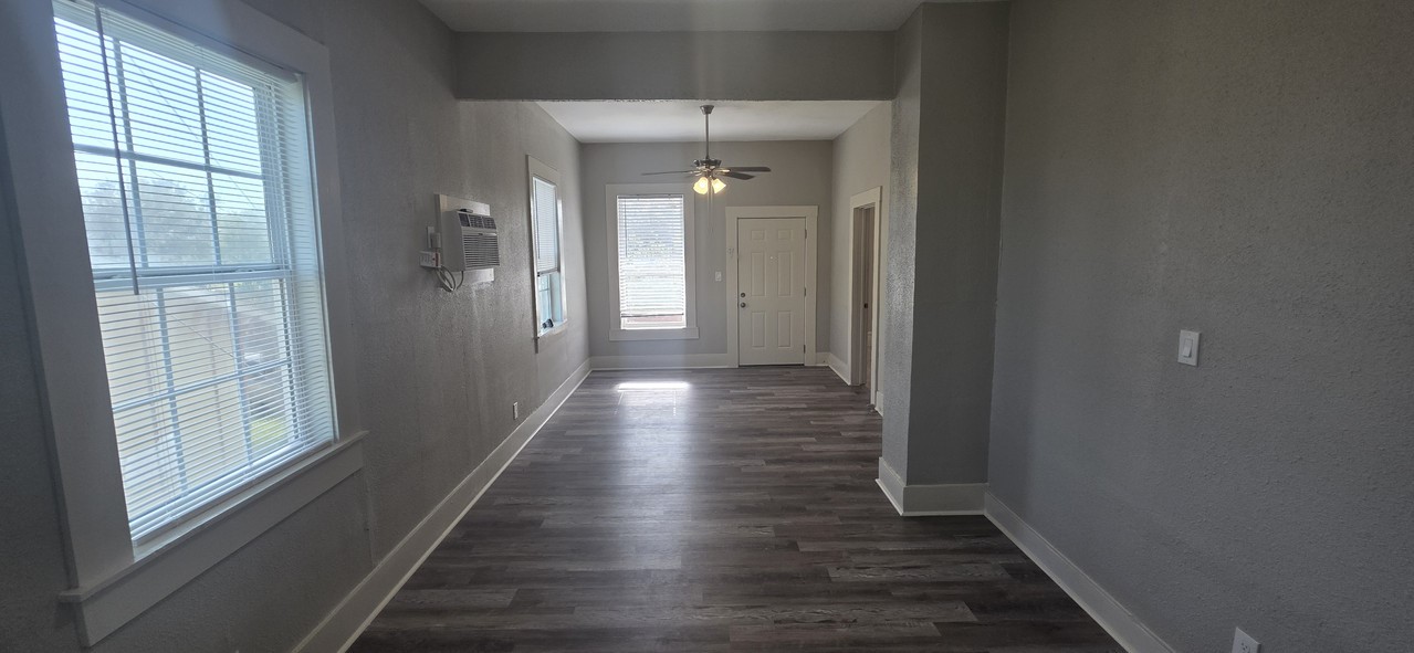 712 40th Street Property Photo 6