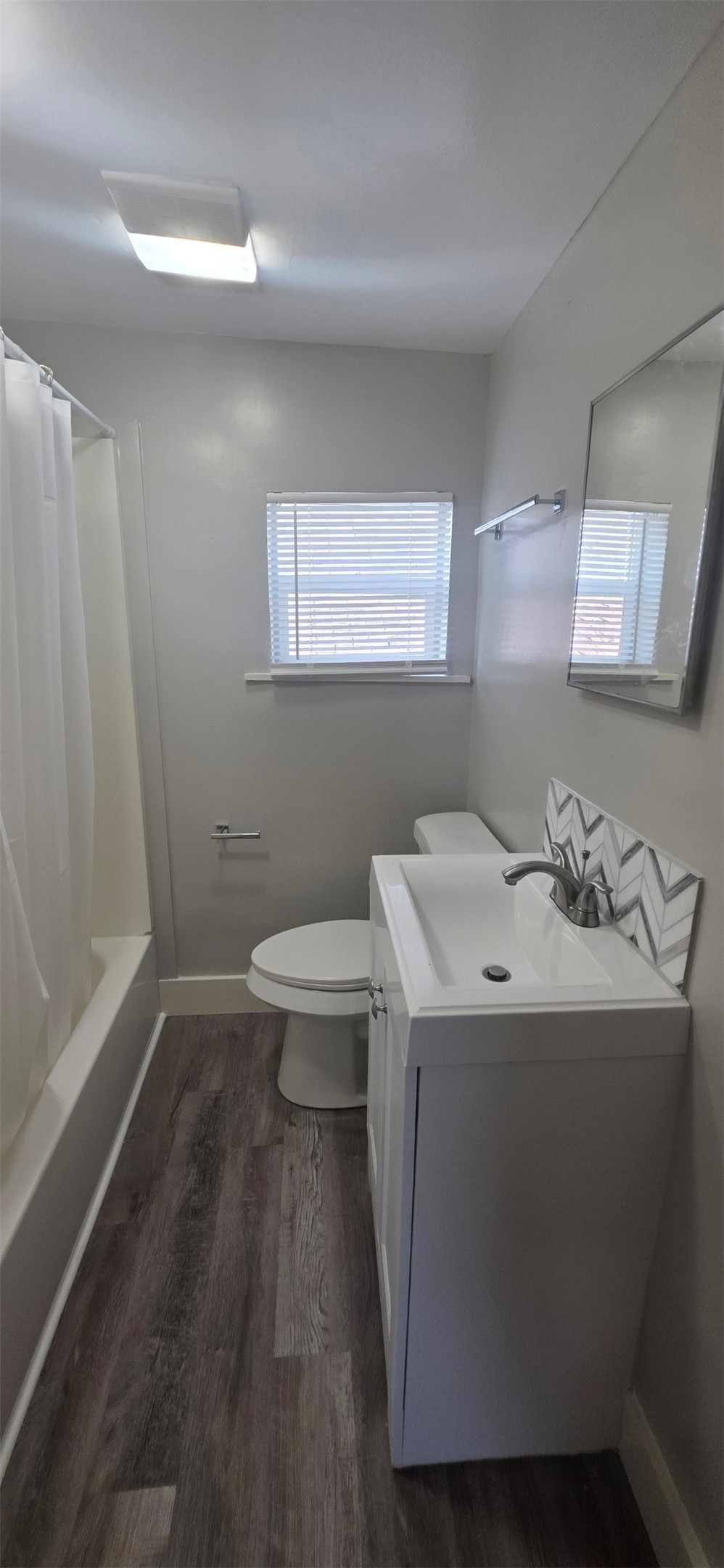 712 40th Street Property Photo 12