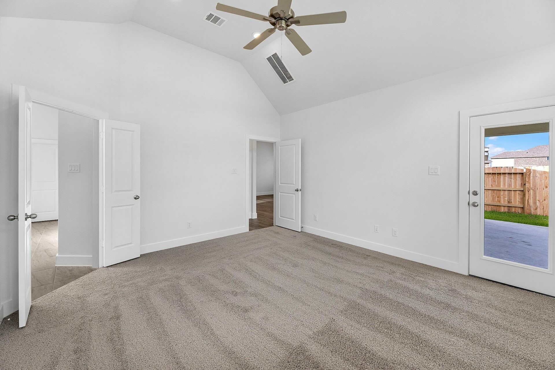 817 Bahia Bay Dr Property Photo 10