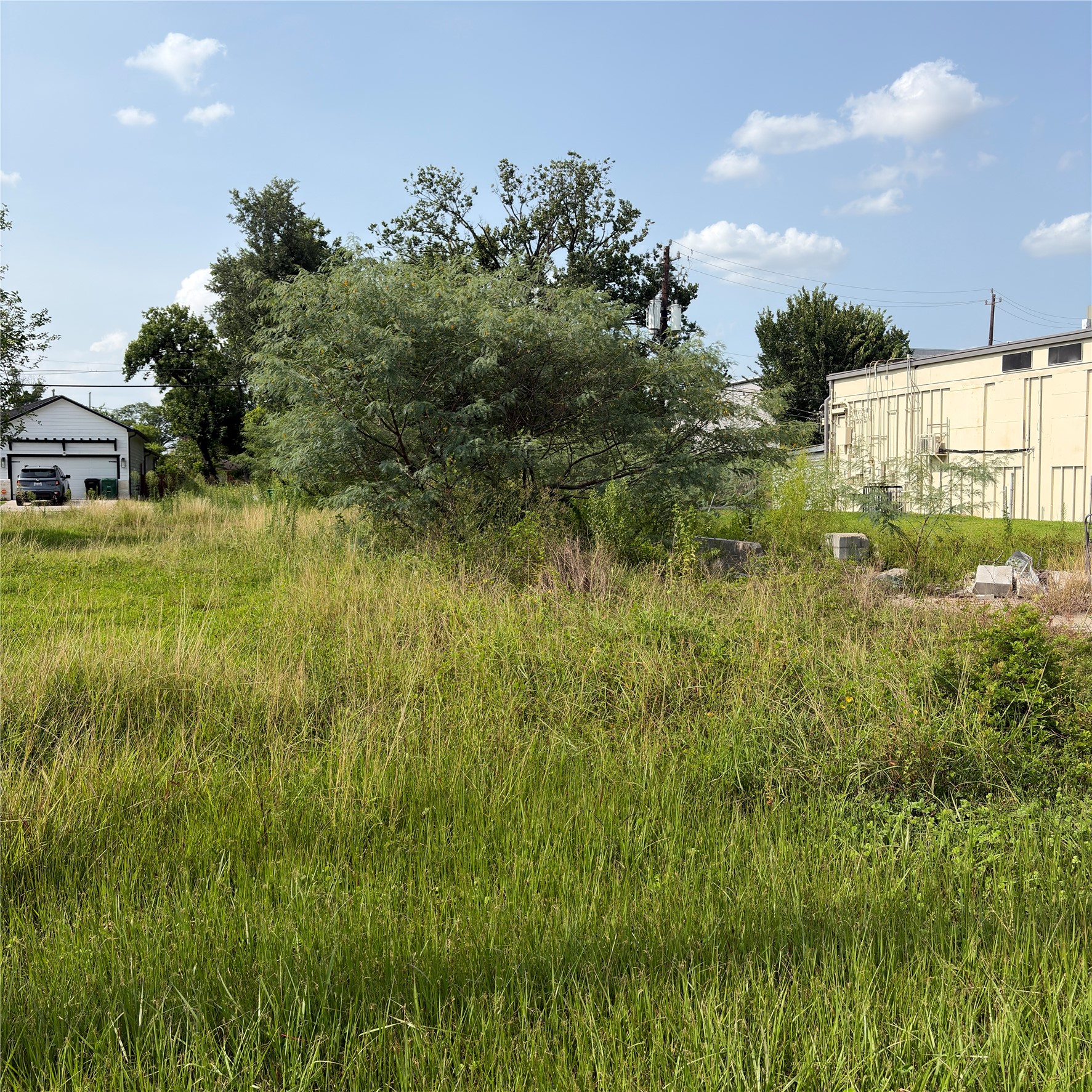 514 E 31st Street Property Photo 4