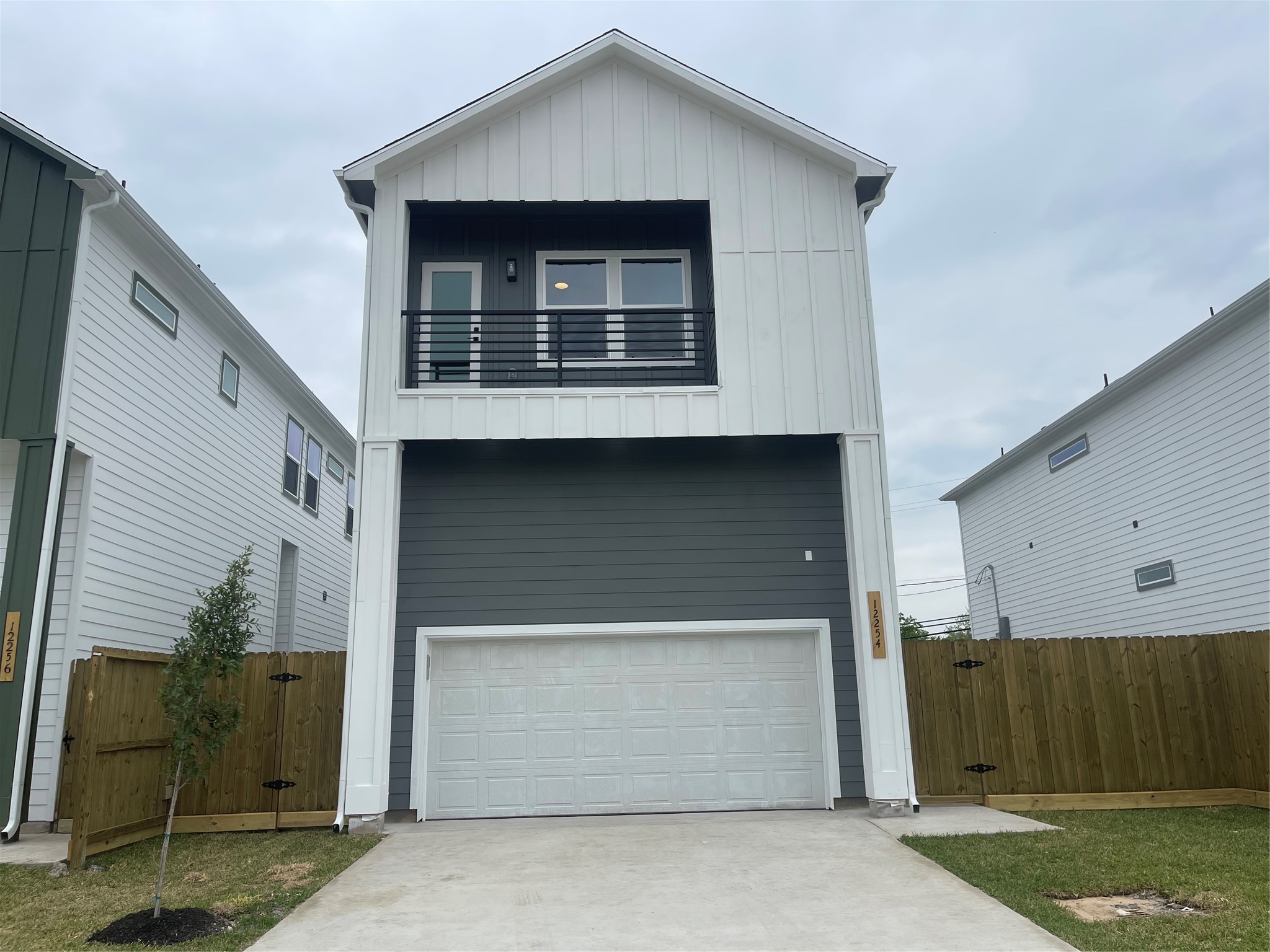 12266 Kirkgard Property Photo 1