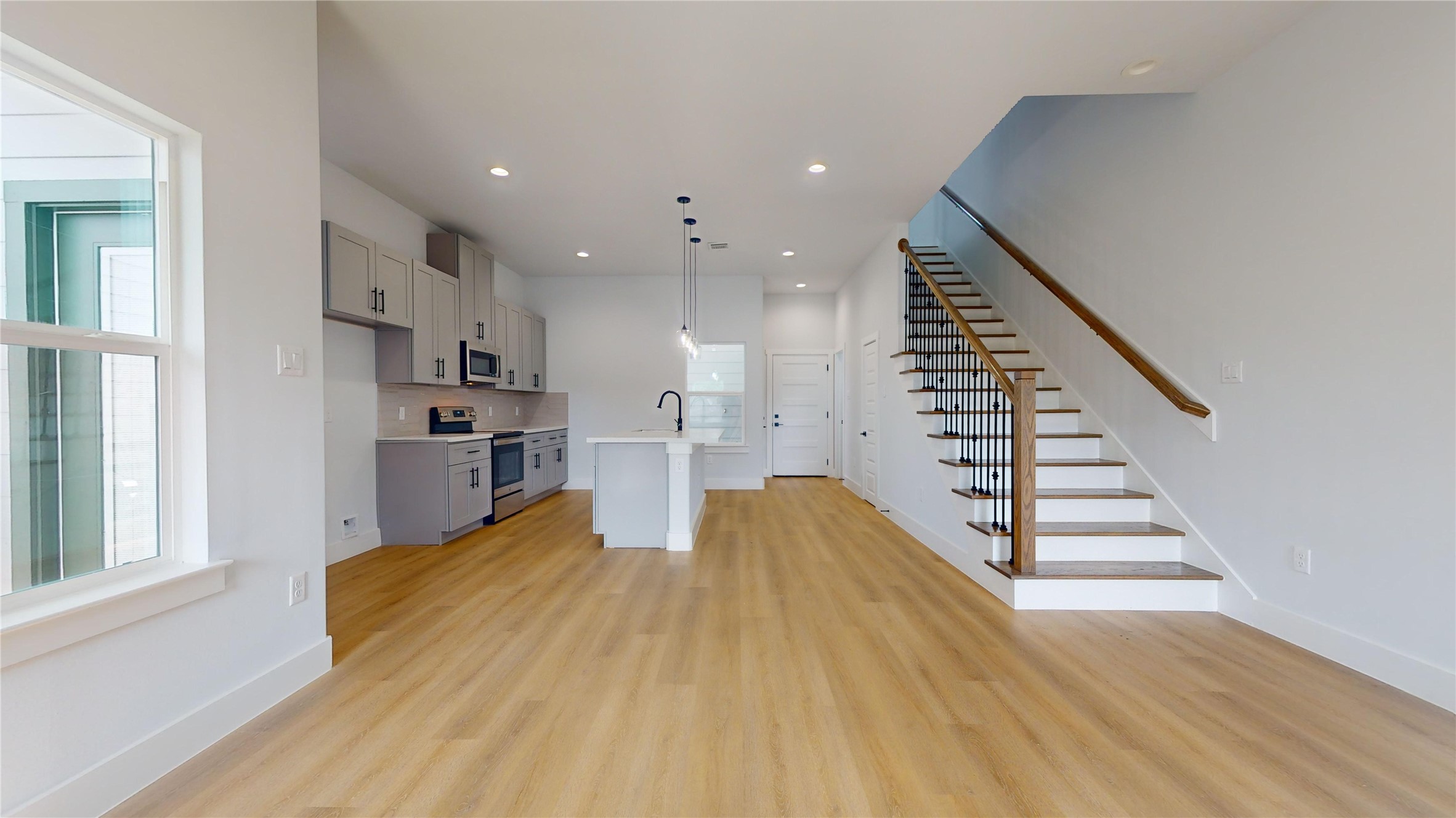 12266 Kirkgard Property Photo 4