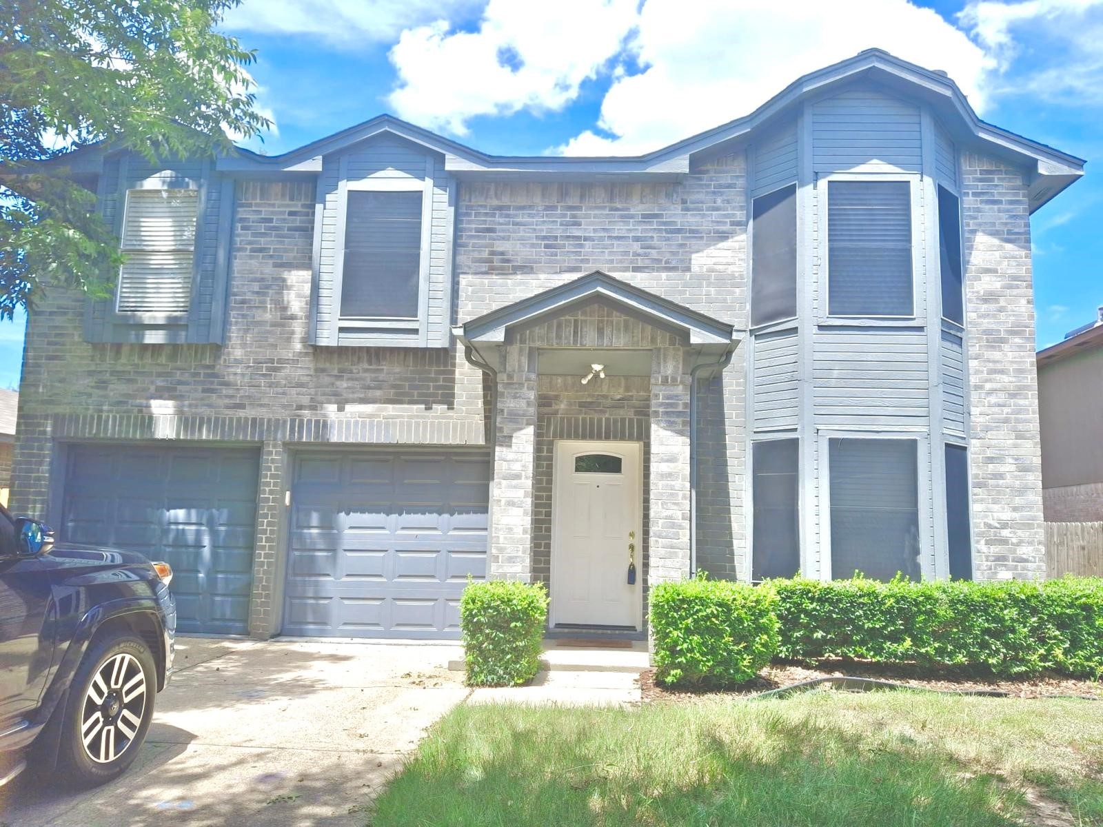 10502 Mist Lane Property Photo 1