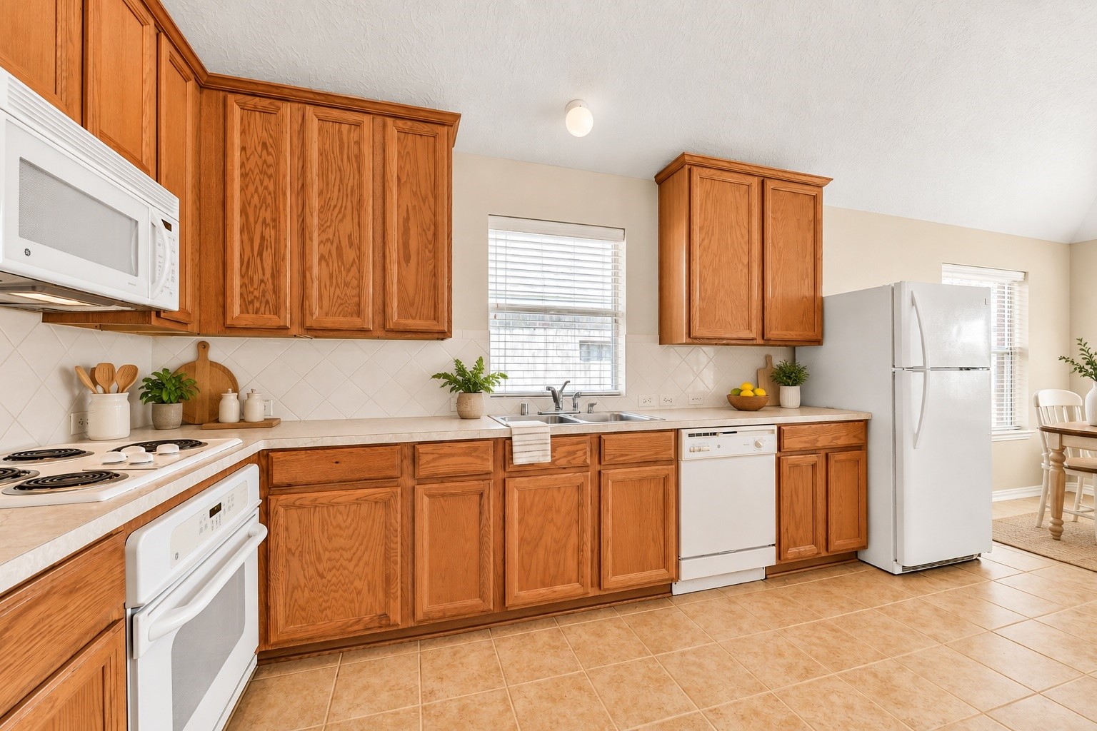 5707 Emerald Brook Lane Property Photo 7