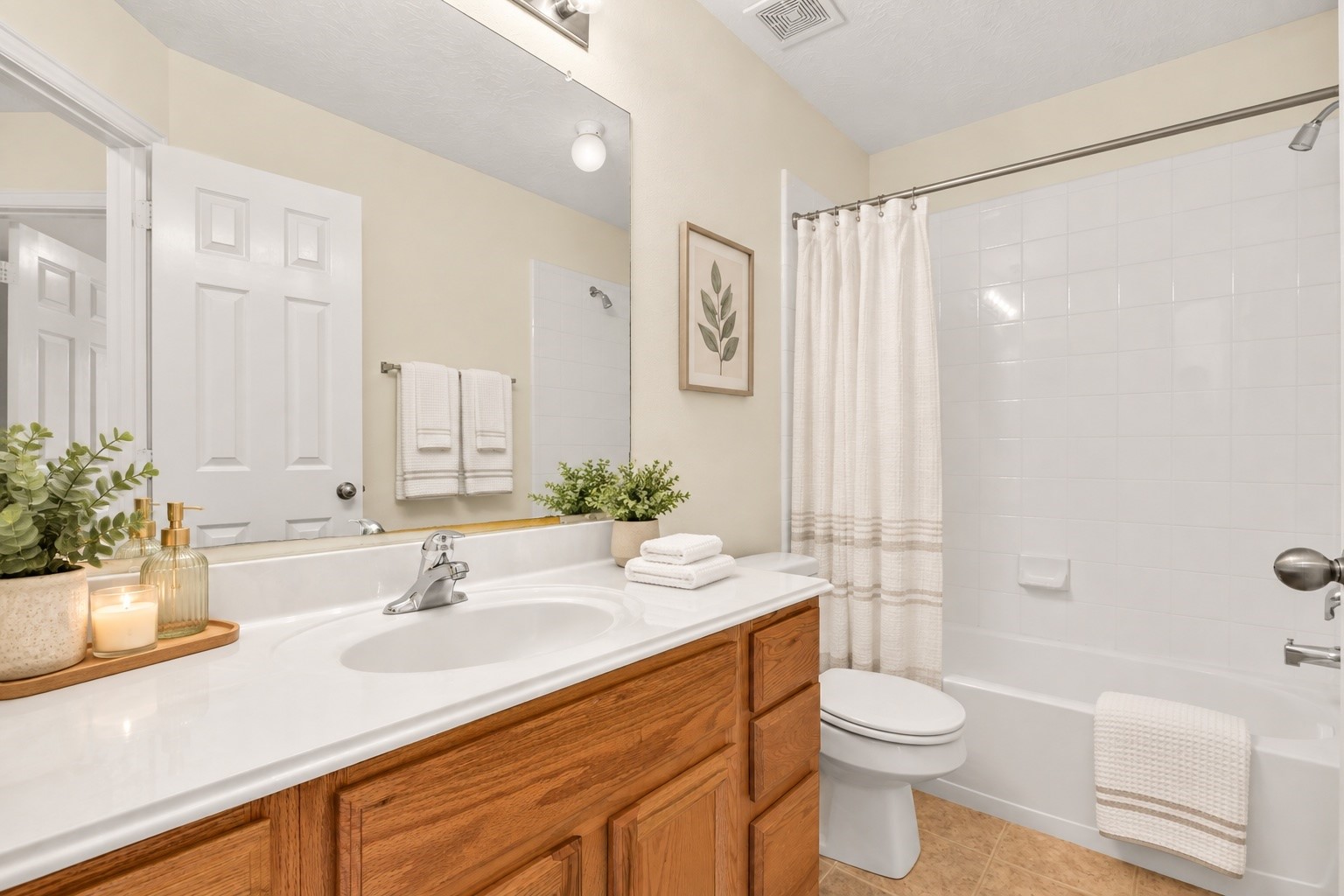 5707 Emerald Brook Lane Property Photo 13