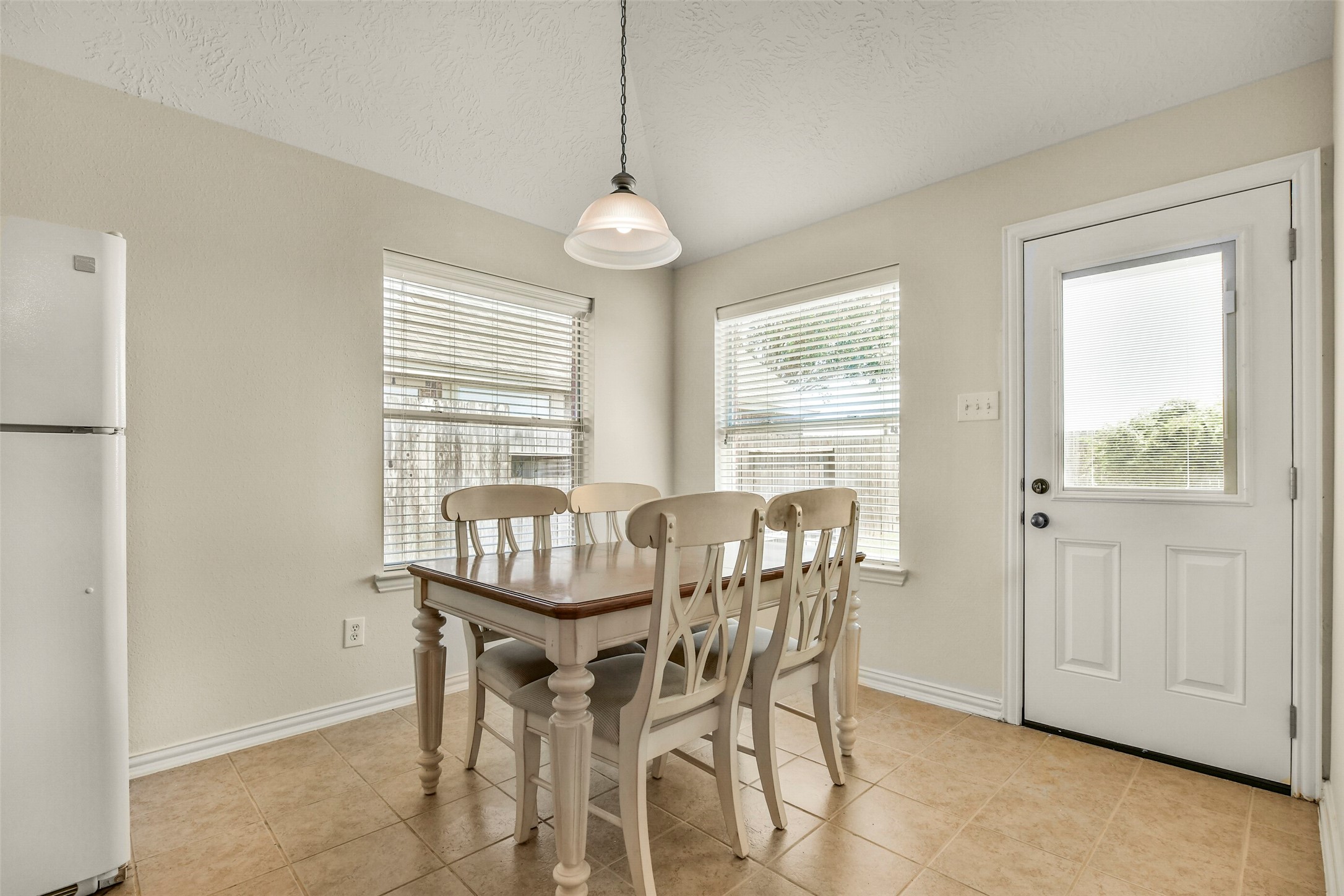 5707 Emerald Brook Lane Property Photo 25
