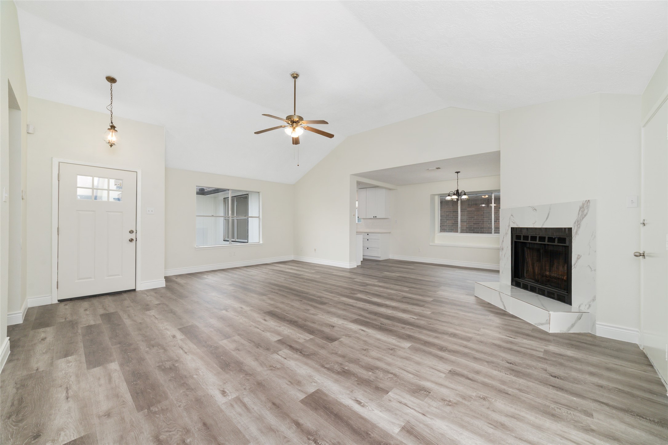 2106 Endicott Lane Property Photo 8