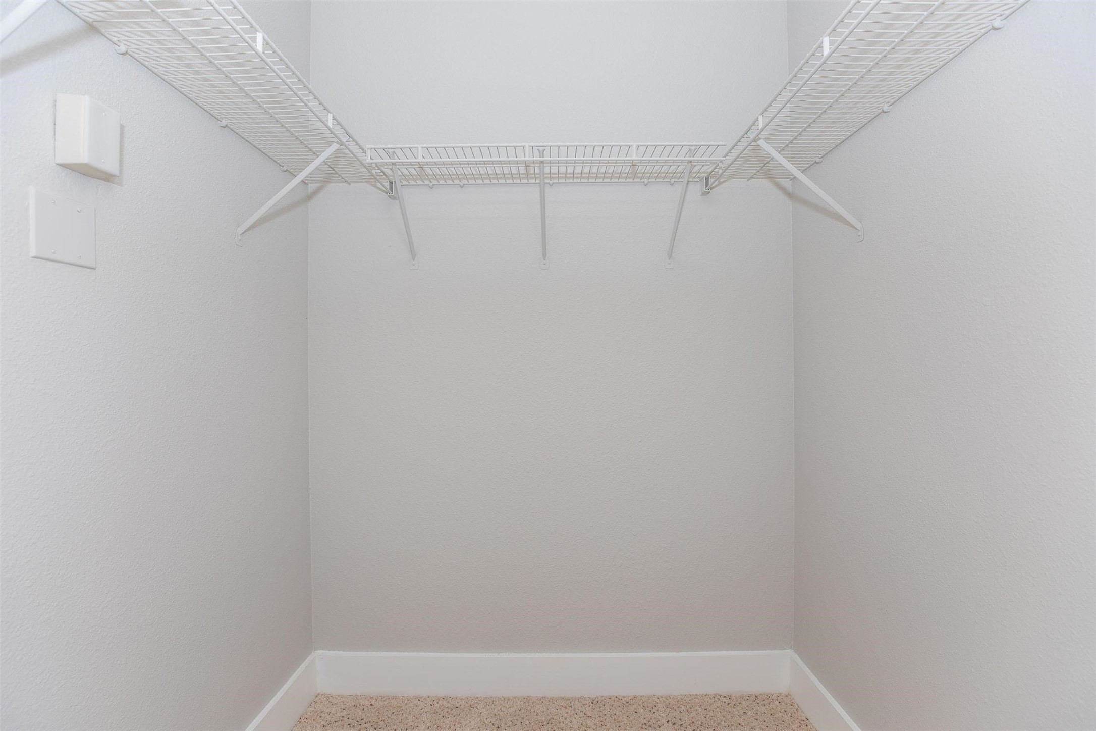 19100 N Glenwest Drive 1133 Property Photo 16