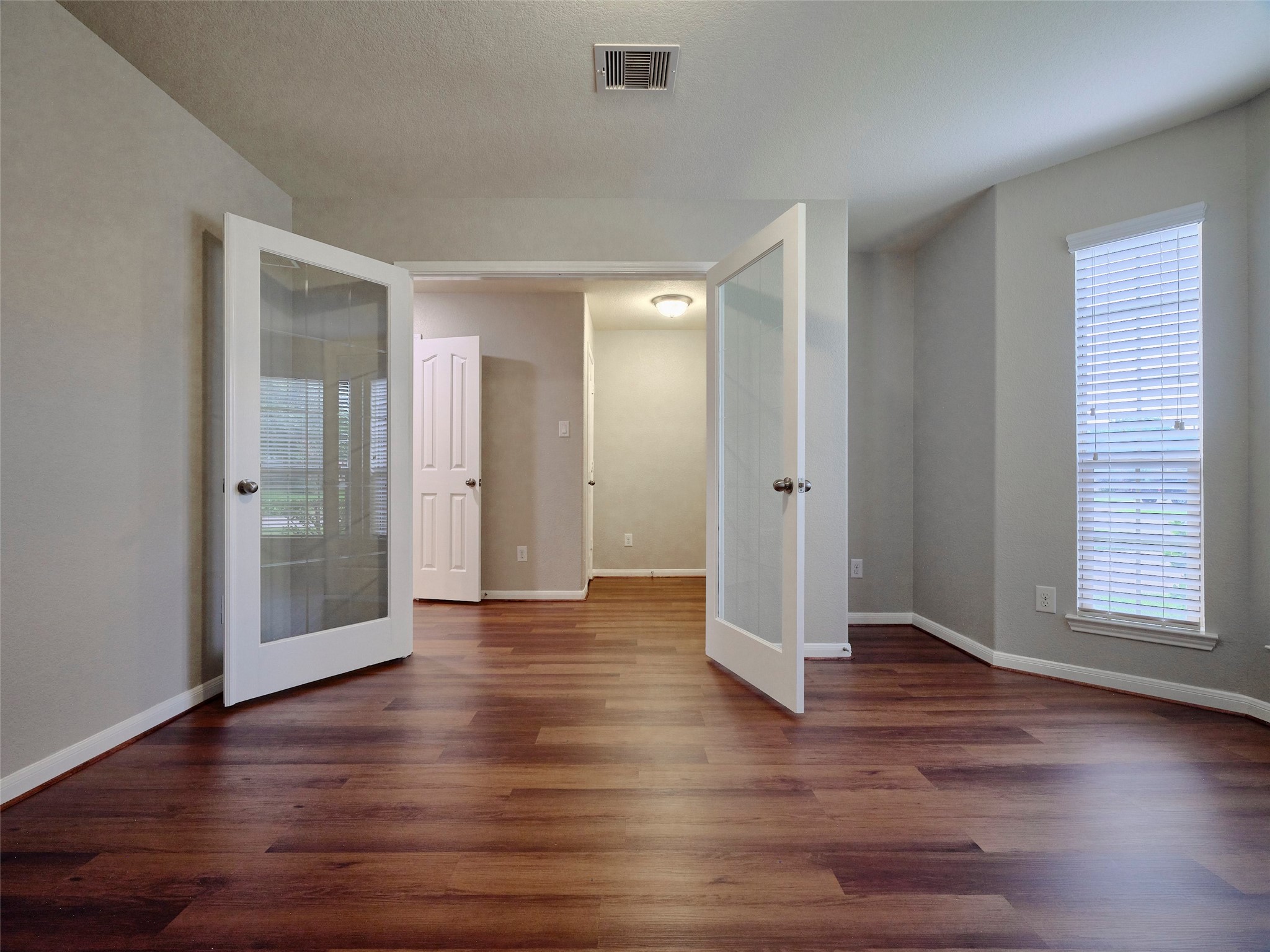 8230 Silent Deep Drive Property Photo 6