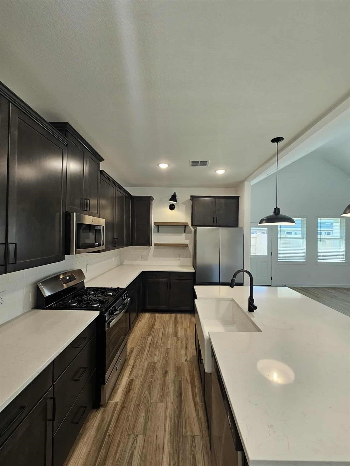 8438 Tranquil Bay Court Property Photo 10