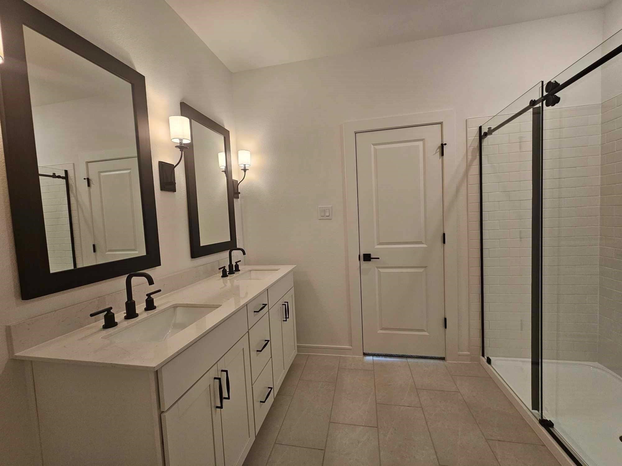 8438 Tranquil Bay Court Property Photo 13