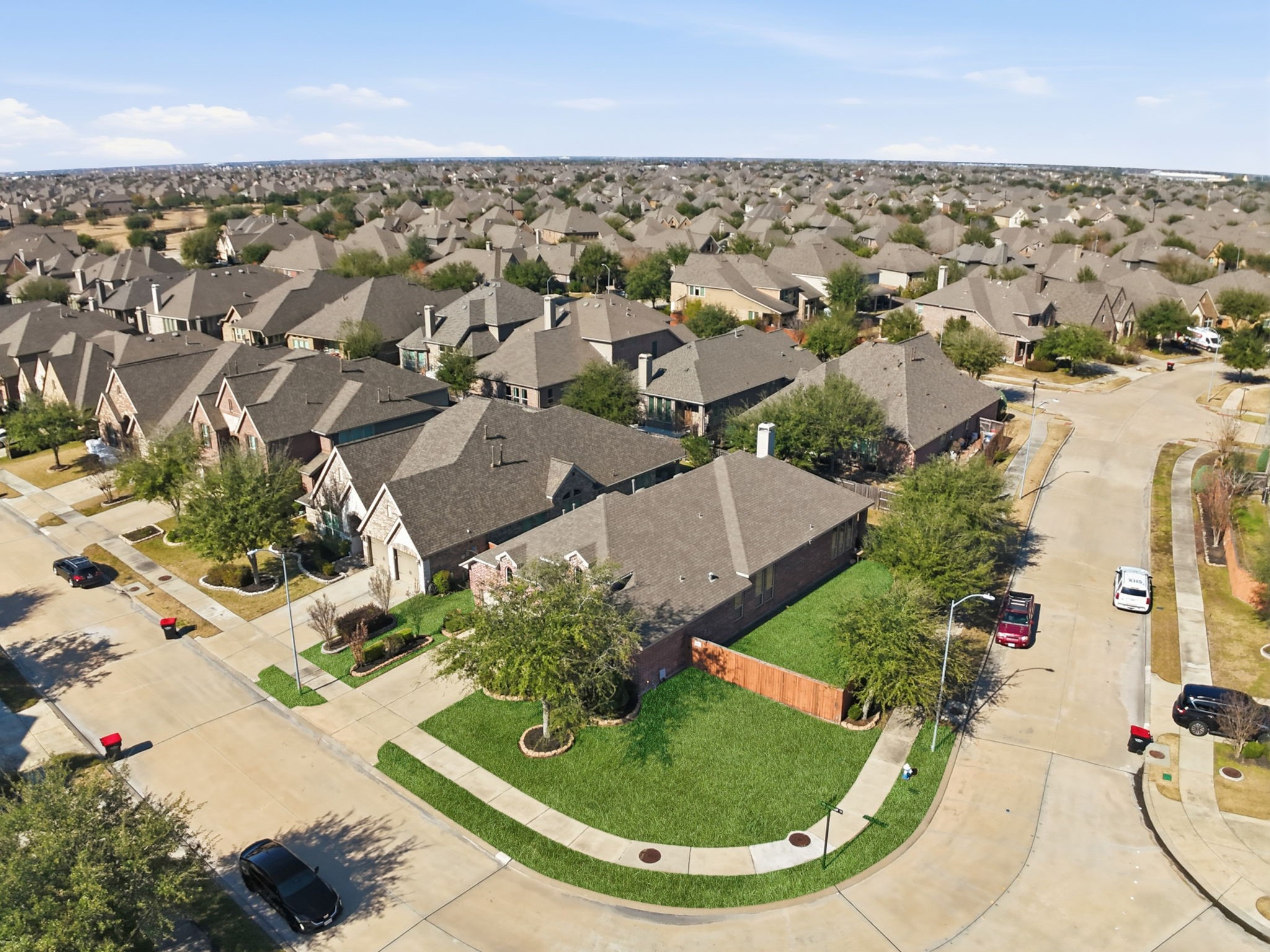 17014 Wellinghoff Court Property Photo 4