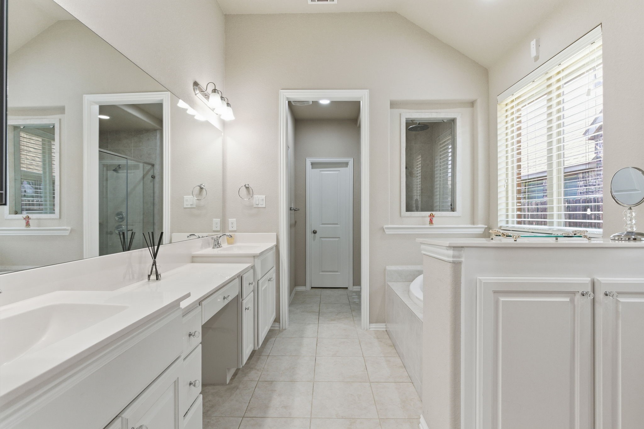 17014 Wellinghoff Court Property Photo 37
