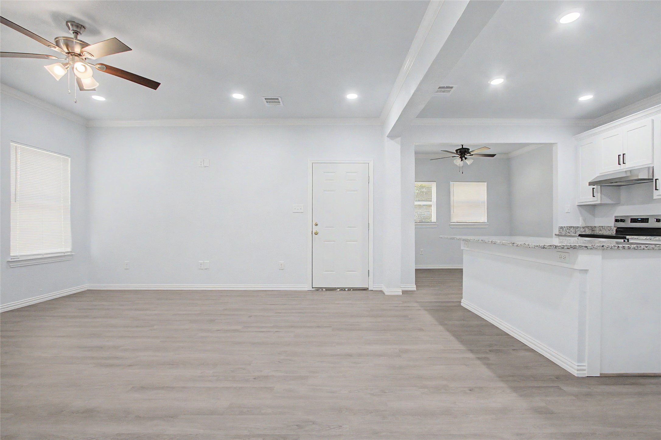 706 Ashville Street Property Photo 8
