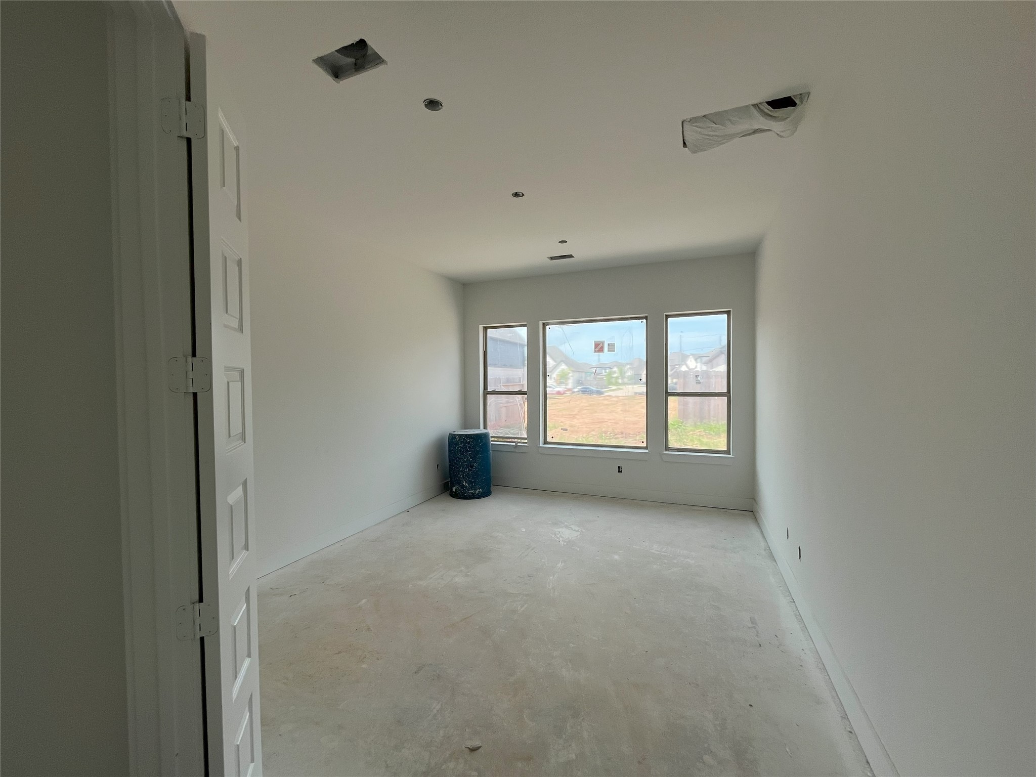 4410 Southpoint Way S Property Photo 9