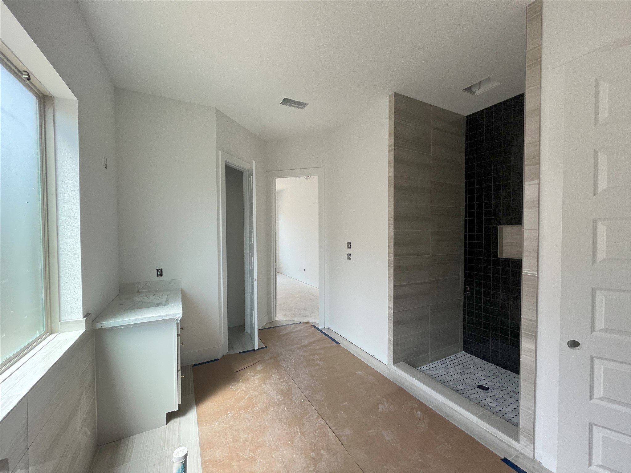 4410 Southpoint Way S Property Photo 10
